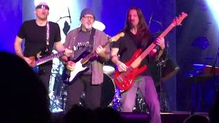 Joe Satriani-Full Concert Surfing to Shockwave 03.03 16 @ Riverside CA