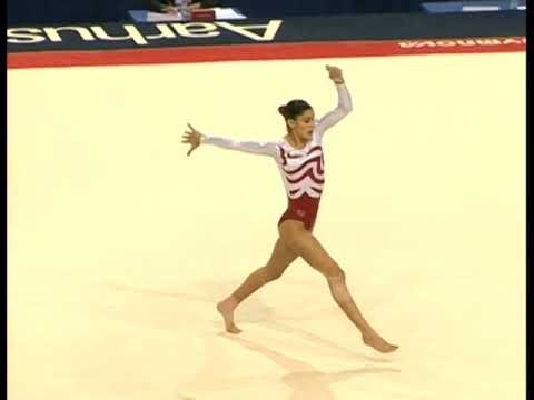 2006 World Gymnastics Championships - Elsa Garcia (MEX) FX QF