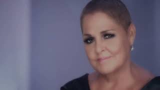 Lupita D'Alessio   Es un peligro (video oficial)