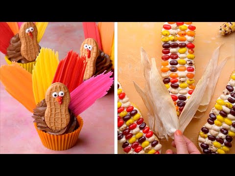 Gobble up these fall cupcakes! 🦃🌽🍁