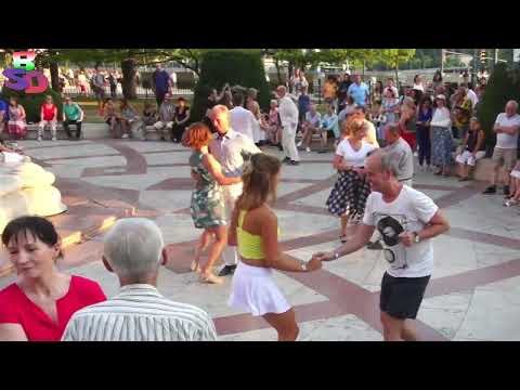 Runaround Sue - Rocky, BSD Party