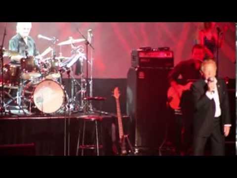 Normie Rowe & Trotta - Shakin' All Over (live at The Palms - Melbourne)