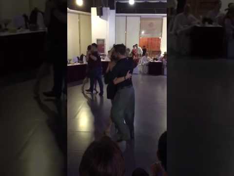 Liliana Chenlo y Matias Iriarte -Tango change roll