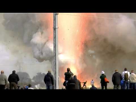 Adelfia  San Trifone 2013 (Fireworks Trailer) ©PiroMac videos