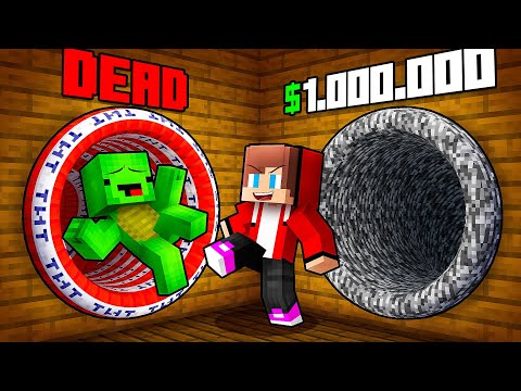 JJ and Mikey: DANGEROUS Choose a Right Tunnel Battle in Minecraft - Maizen