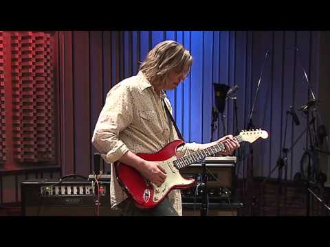 Quinten Hope demonstrates his Mesa Boogie Stiletto Deuce (Part 3)