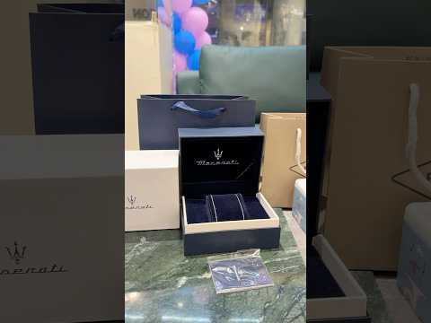 Maserati Traguardo (R8871640001) Black Silicone Watch video