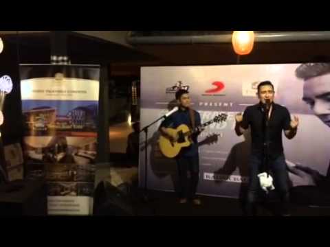 Rio Febrian - at Sandekala rooftop restaurant, Bes