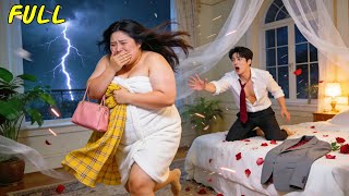 Noche Salvaje del CEO con una Mujer de 200 kg—Ella Huye Avergonzada, Él se Obsesiona & No la Suelta