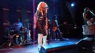 Nikka Costa Pro Whoa live Philadelphia 2011