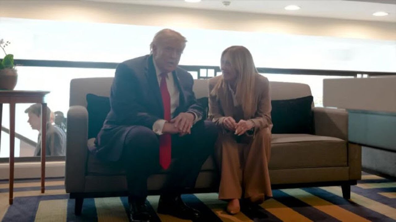 Meloni incontra Trump al G7 di Evian. Le immagini del bilaterale e la stretta di mano tra i due