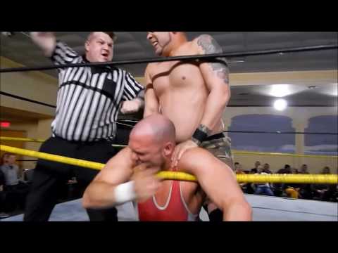 Julien Young vs JP Simms