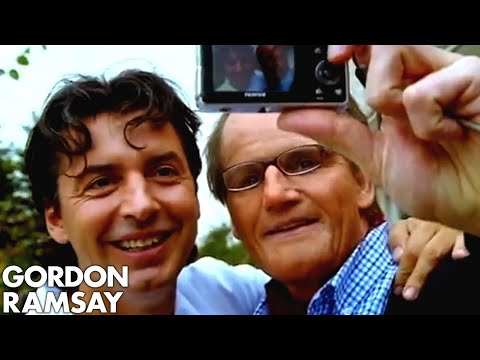 Chef's disguise rumbled by Jean Christophe Novelli | Gordon Ramsay