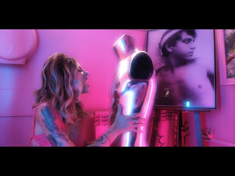 Alis Vibe - Shake This World (Official Music Video)