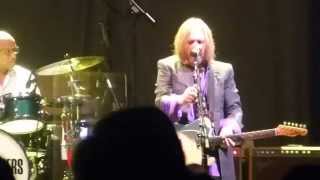 Tom Petty and the Heartbreakers - A Woman in Love (It&#39;s Not Me) - (Houston 09.25.14) HD