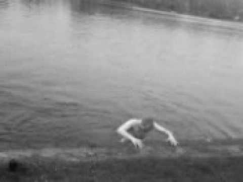 Eniks , Basef, Okes im park