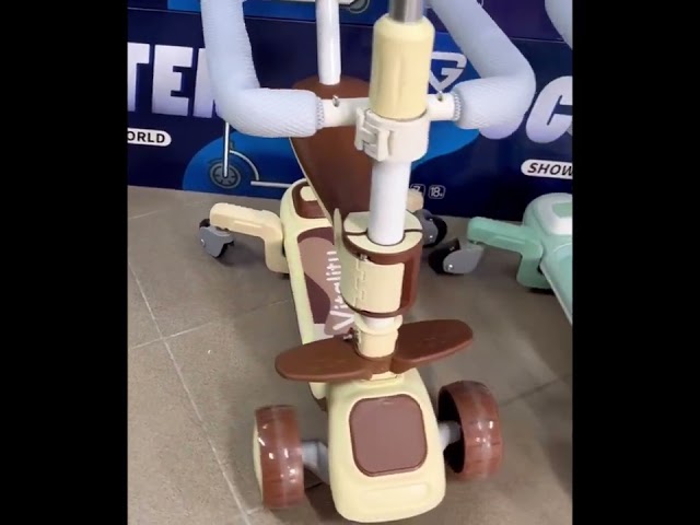 Дитячий триколісний самокат VITALITY музика, підсвітка, сидіння, бортик, батьківська ручка Зелений