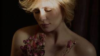 Madi Davis - Love Is Blindness (U2 Cover)