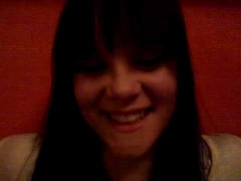 Malins mage låter som ett helt hav...