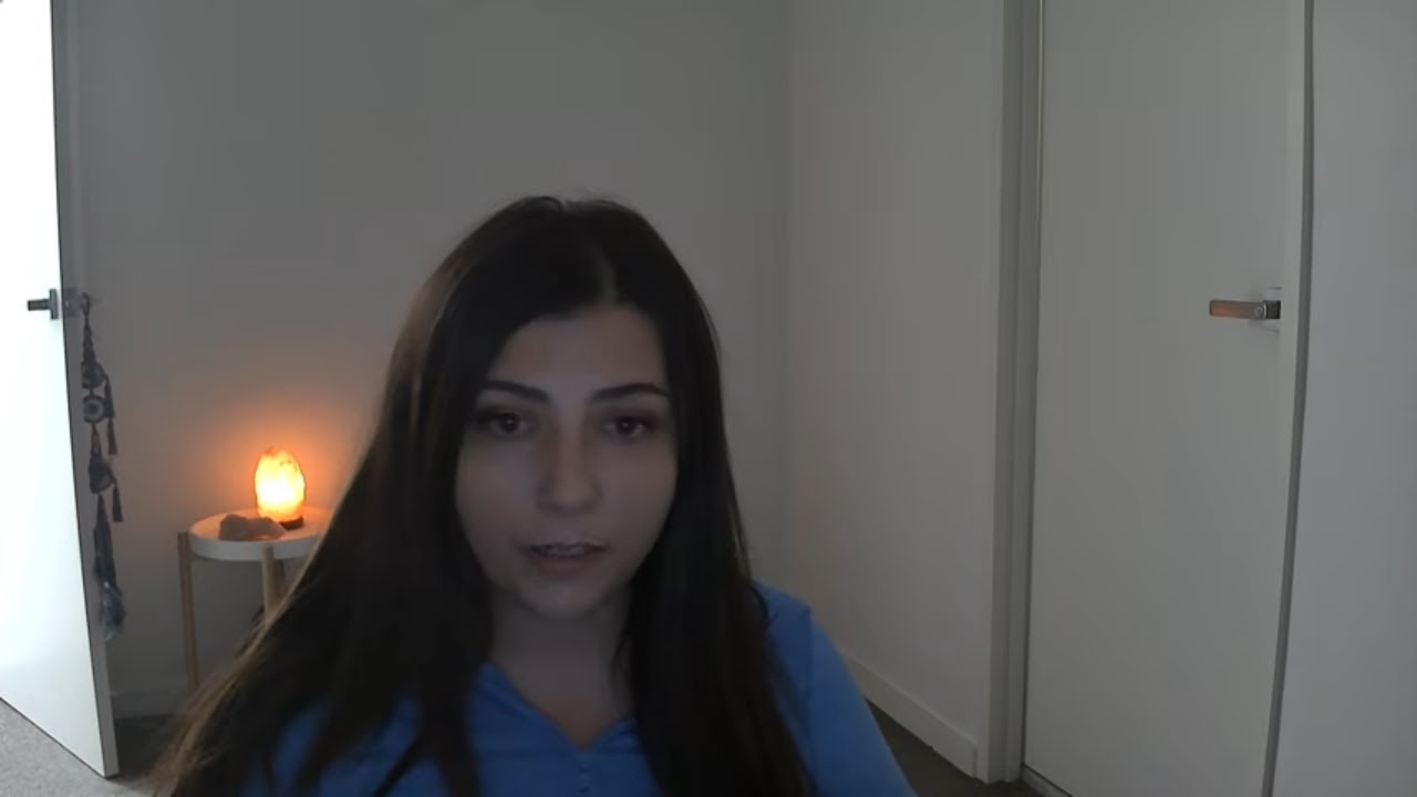 THE PERSON EVERYONE WANTS ONLY HAS EYES FOR YOU