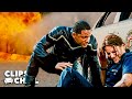 DESTROYING Bank Robbers On First Day As A Superhero Hancock Will Smith