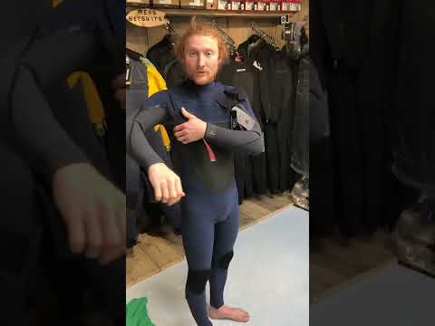 How to put on a wetsuit and how it should fit