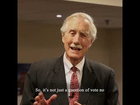 Angus King Net Worth 2025
