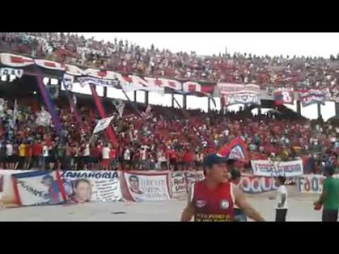 "Banderazo de La hinchada de cerro porteño" Barra: La Plaza y Comando • Club: Cerro Porteño