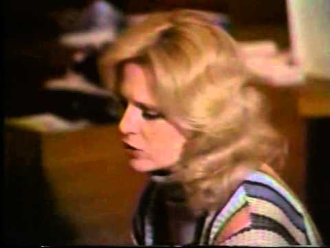 WSYR TV 3 News - women allowed credit - 12/28/76 - Syracuse, NY