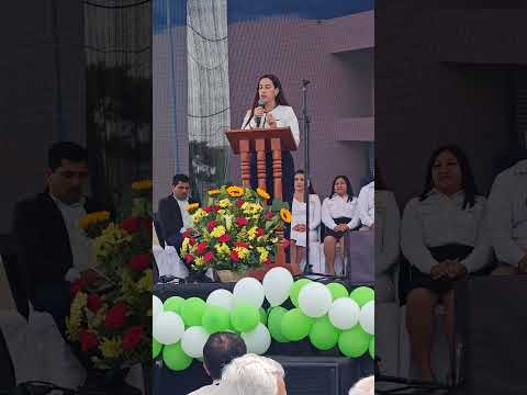 Diputada Carolina Cerna durante la inauguración del nuevo Palacio Municipal de San José, Petén