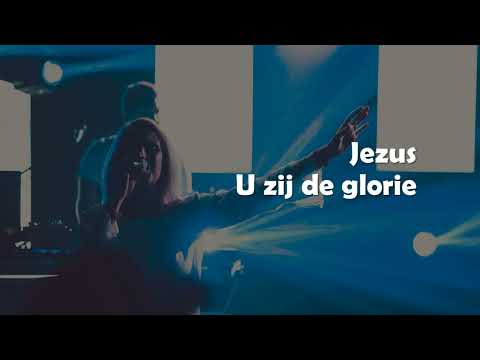 Opwekking met tekst 828 Waardig is Uw naam (versie 2)