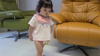 Download lagu [SUB] Angry 18 month old Korean baby. 😠 mp3
