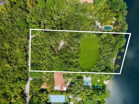 Ther Jills Zeder Group presents  5355 Hammock Dr, Coral Gables, FL 33156, USA