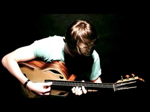 Lukasz Kapuscinski - Lady Joan (Medieval/Celtic Guitar Music) - My first composition...