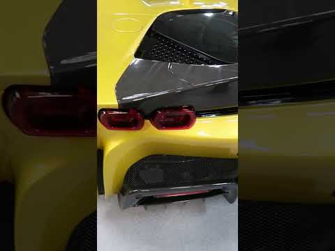 2025 Ferrari SF90: Entfesselt 1.000 PS pures Gold #Auto #Autos #Automobil #Ferrari #Hypercar