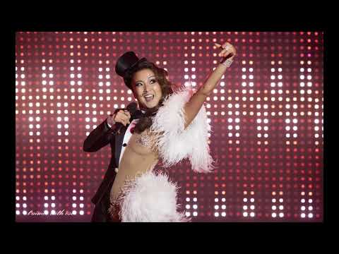 Emily in Paris Season 2 Ost E1~05_BTS_'Dynamite' Official_Mindy performs