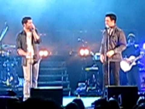 Matthew Morrison - This I Promise You with JC Chasez 1 (Hammersmith Apollo, London UK)