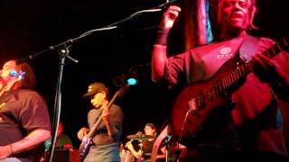 Project Object at The Met - Fine Girl