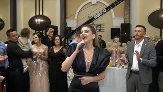 e mahnitshme Leonora Jakupi i këndon në dasëm t