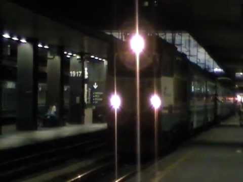 E656.096 in partenza con l' ICN 1955 Roma Termini - Siracusa/Palermo Centrale