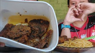 COMENDO DE MÃO MACARRÃO FARINHA E LOMBO DELICIOSO JO via fazer a perícia médica esse mês de dezembro