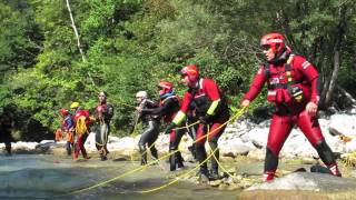 preview picture of video 'Pompiers Genève - Cours Rescue 3 - Formation des instructeurs Suisse'