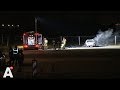 Man vastgebonden bij autobrand