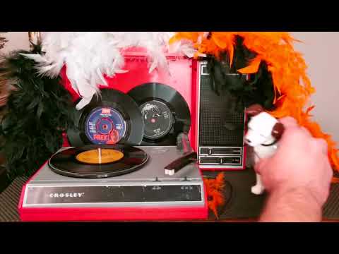 Is It Love ~ T. Rex ~ 1970 Fly 45rpm Vinyl Single Record ~ Crosley Spinerette ~ Marc Bolan 75th