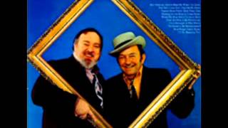 Over The Hills To The Poorhouse [1973] - Lester Flatt &amp; Mac Wiseman