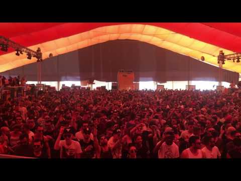 MARCO CAROLA playing CAAL - Azidhaus (Wade remix) @ SUNWAVES 21 ᴀɢ -21h set-