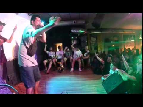 Juan SNK vs Xinako segunda instrumental - Sección de beats