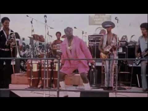 RUFUS THOMAS - DO THE FUNKY CHICKEN. LIVE FILMED PERFORMANCE 1972 Wattstax