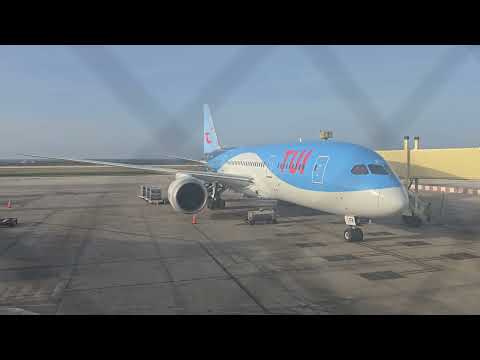 Tui Boeing 787-8 Dreamliner Curaçao to Amsterdam