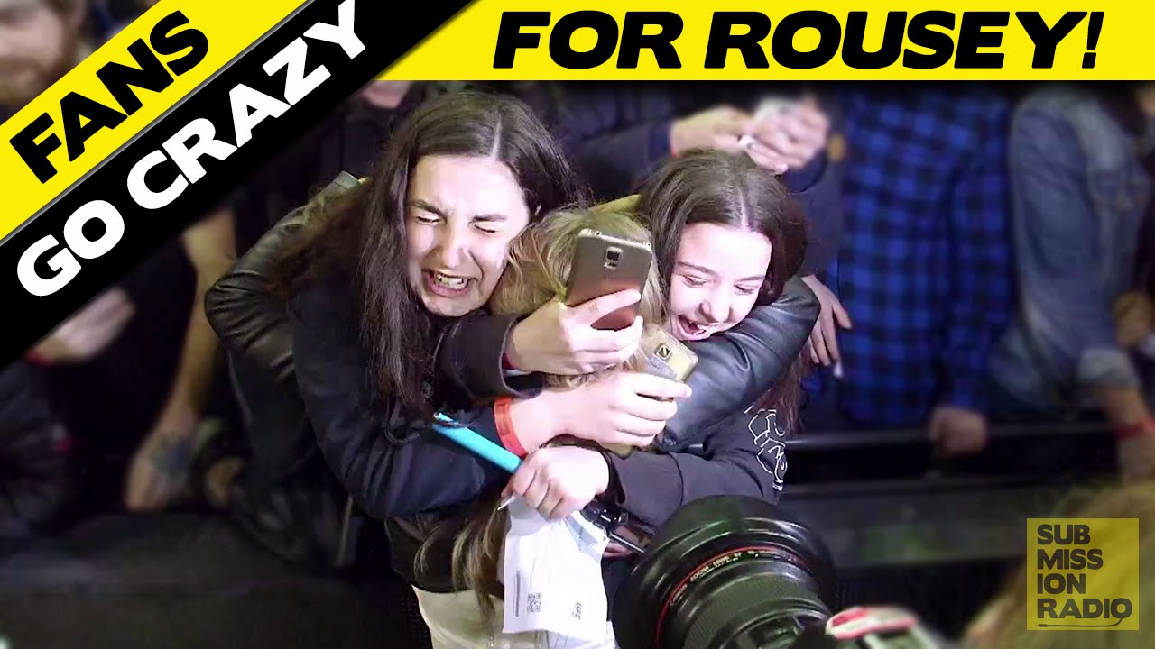 Австралийски фенове реват със сълзи при срещата им с Ronda Rousey